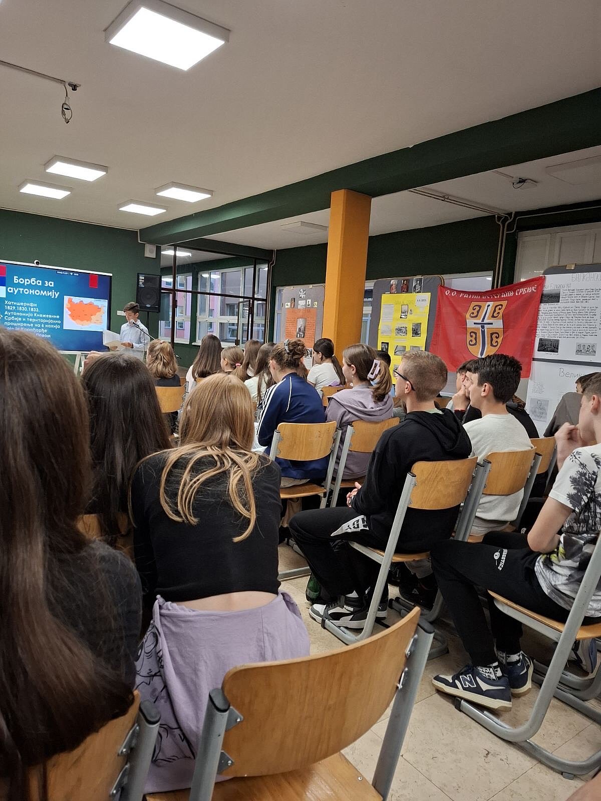 УЧИМО МЛАДЕ ГЕНЕРАЦИЈЕ РОДОЉУБЉУ