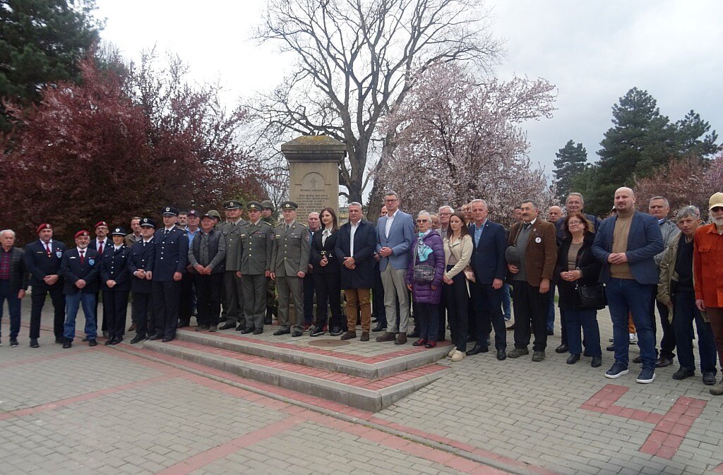 Полагање венаца