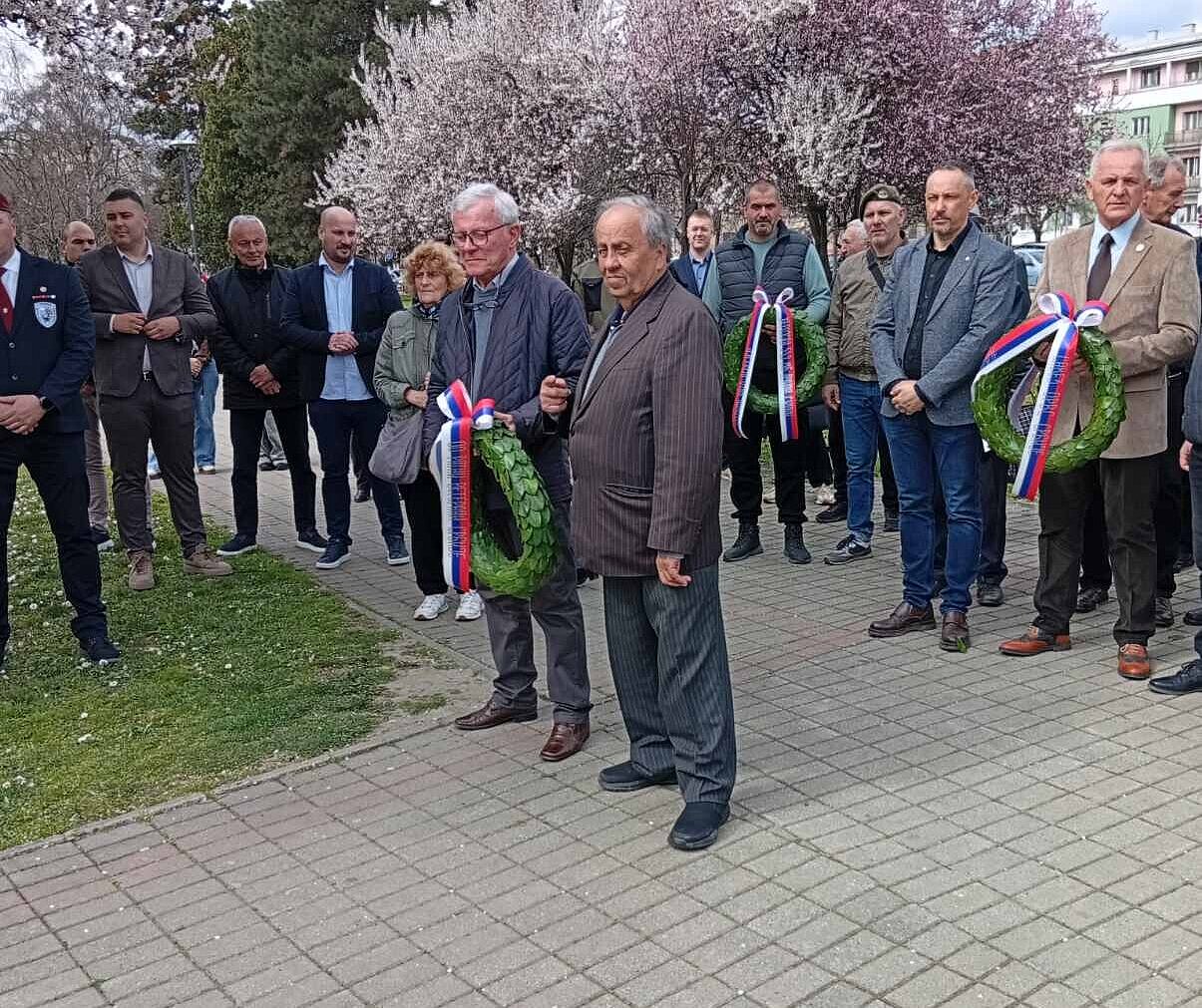 Сећање које не бледи: У Чачку обележено 27 година од НАТО бомбардовање Савезне Републике Југославије